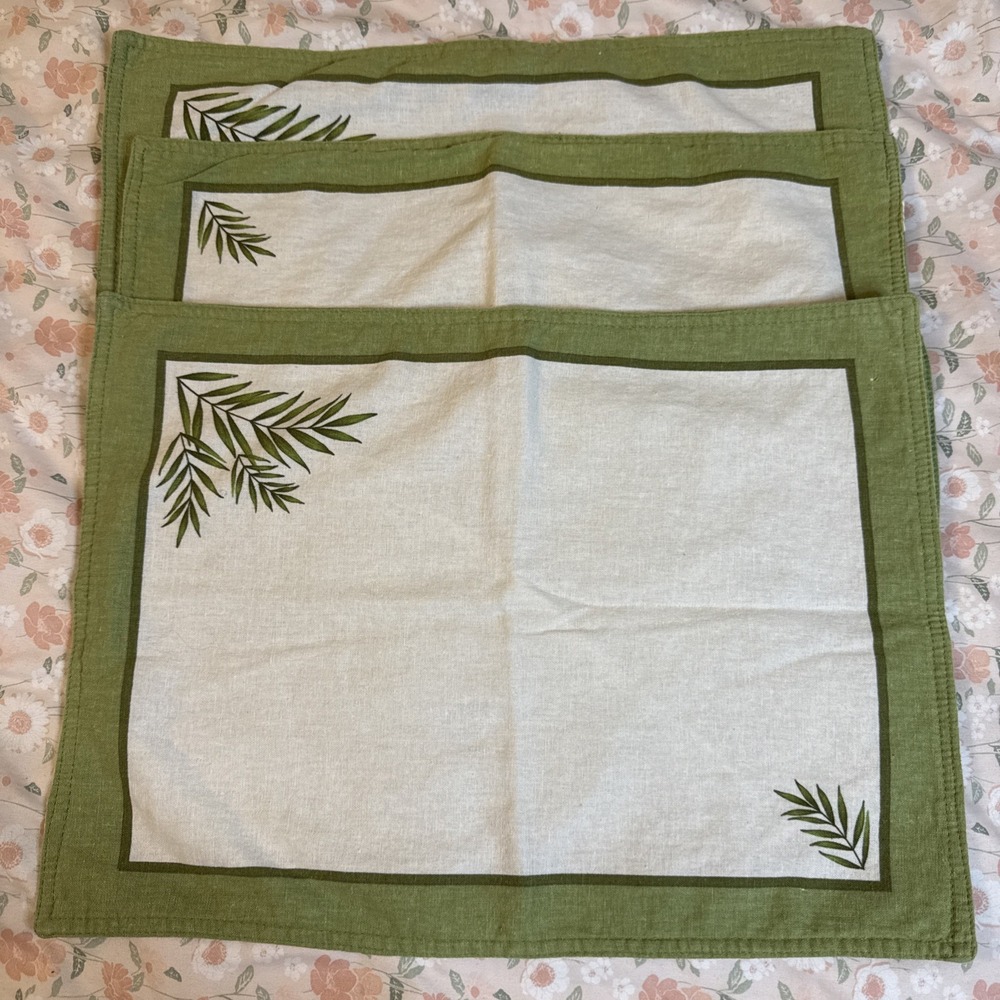 Set of 3 Green Leaf Placemats 12x17 Tropical Botanical Table Mats